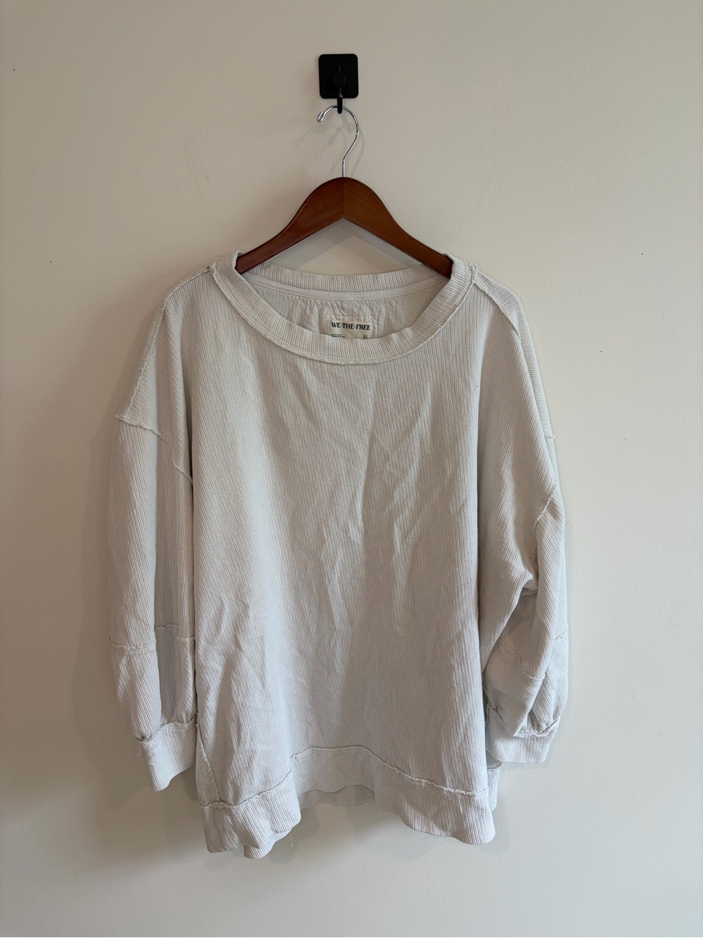 We The Free Total Eclipse Tee Size XL Ivory Oversized Pullover - Picture 6 of 14